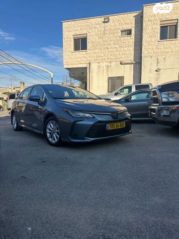 טויוטה קורולה