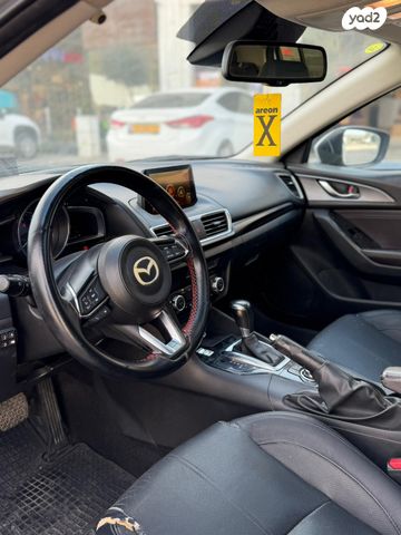 מאזדה 3