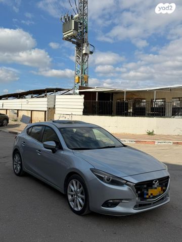 מאזדה 3