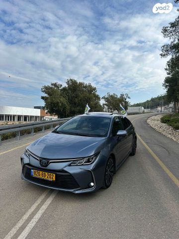 טויוטה קורולה