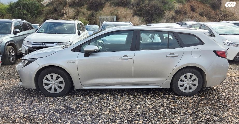 מודעת רכב טויוטה קורולה