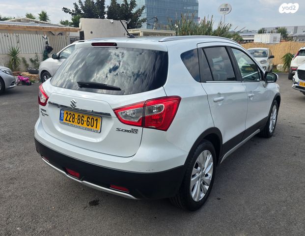 סוזוקי קרוסאובר