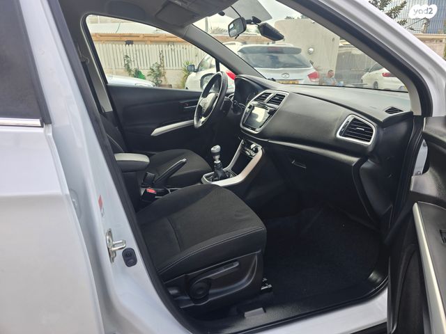 סוזוקי קרוסאובר