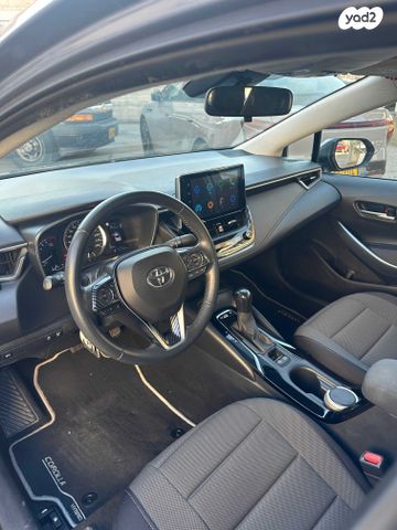 טויוטה קורולה