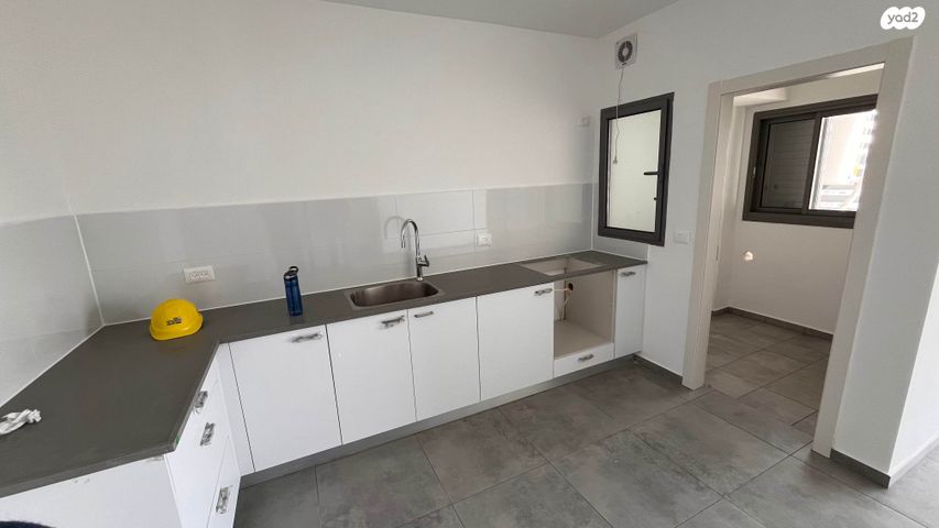 דירה, נאוה סמל 11, צומת סביון, קרית אונו