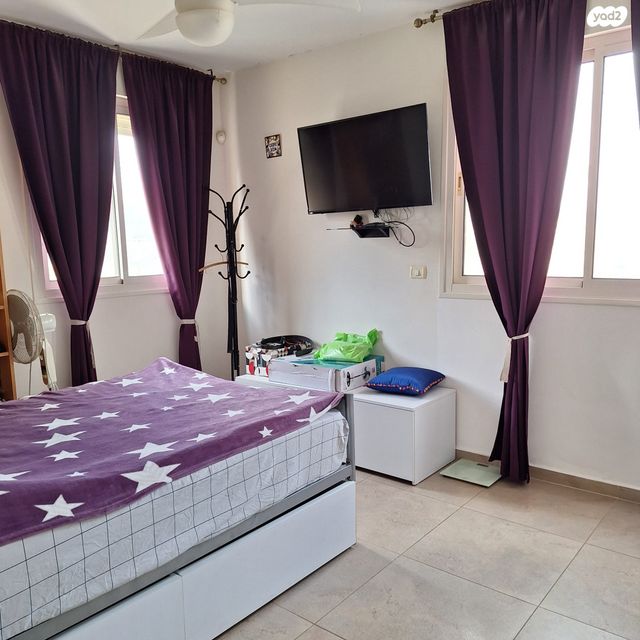 דירת גן, שדרות החושן 37, שכונה ח', מבשרת ציון