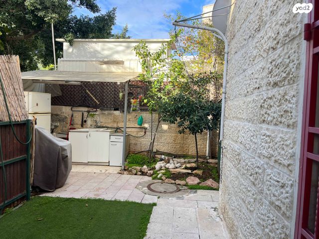 דירת גן, חיים גבריהו 1, פסגת זאב, ירושלים