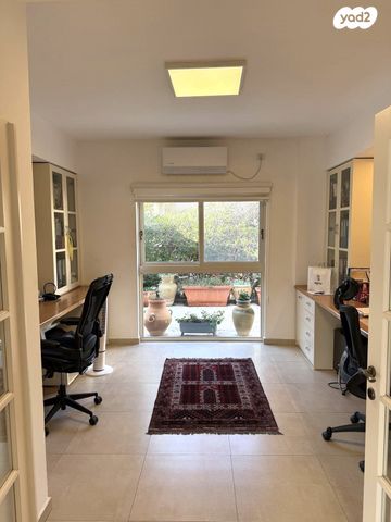 בית פרטי/ קוטג', הכרם 8, שאר העיר, עומר