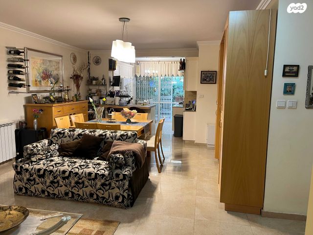 דירת גן, חיים גבריהו 1, פסגת זאב, ירושלים