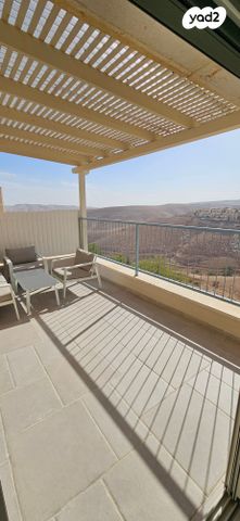 דירה, הרכס 7, נופי סלע, מעלה אדומים