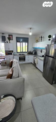 דירה, יעקב בן סירא 5, הרקפות, ראשון לציון