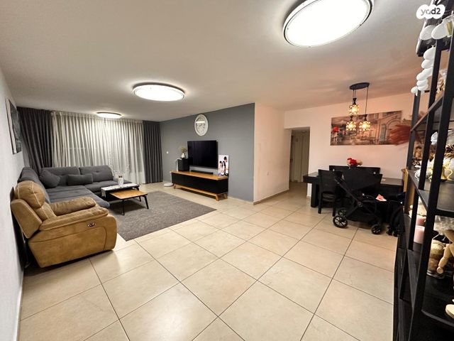 דירה, חיים ארלוזורוב 23, חסכון ג, לוד