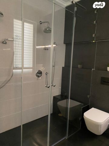 בית פרטי/ קוטג', סמטת התפוח 10, נווה פרדסים, פרדס חנה כרכור