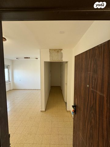 דירה, יהושע בן נון 35, קרית ארבע, קרית ארבע