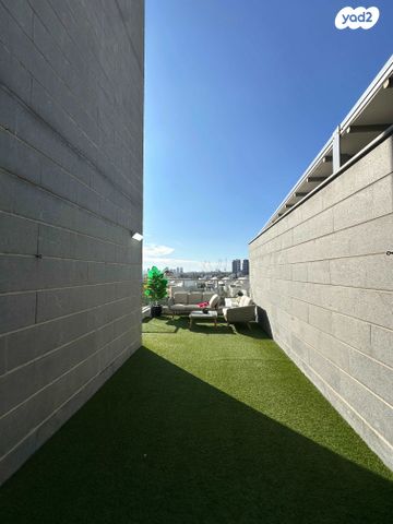 גג/ פנטהאוז, חטיבת אלכסנדרוני 6, מורשה, רמת השרון