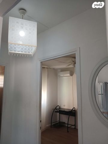 דירה, שדרות זלמן שז"ר 55, עין שרה, נהריה