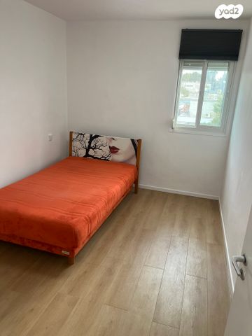 דירה, הרב קוק 24, שכונה ותיקה - מרכז העיר, מעלות תרשיחא