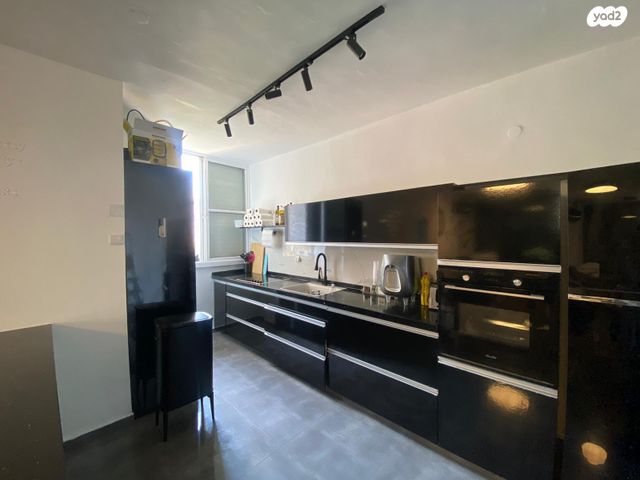 דירה, יהודה הלוי 3, רמב"ם, ראשון לציון