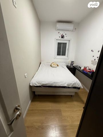 דירה, הגר"א 13, נאות רחל, חולון