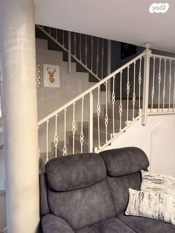 בית פרטי/ קוטג', כינור 56, נווה אפק, ראש העין