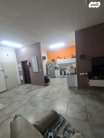 דירת גן, שדרות רובע יזרעאל 10, רובע יזרעאל סביוני העמק, עפולה