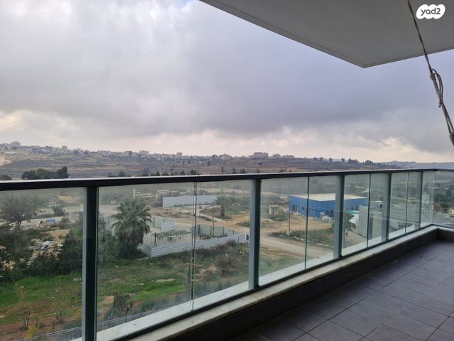 דירה, הרב שפירא 15, בית אל, בית אל