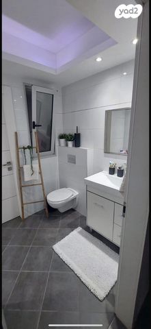 דירה, שדרות הציונות 6, ברנע, אשקלון