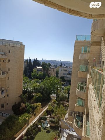 דירה, חנוך אלבק 4, תלפיות, ירושלים