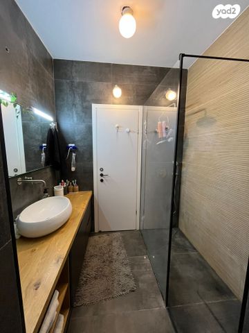 דירה, דרך דגניה 84, קרית השרון, נתניה