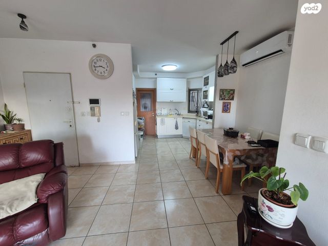 דירה, חיים וייצמן 49, מרכז, קרית עבודה, חולון