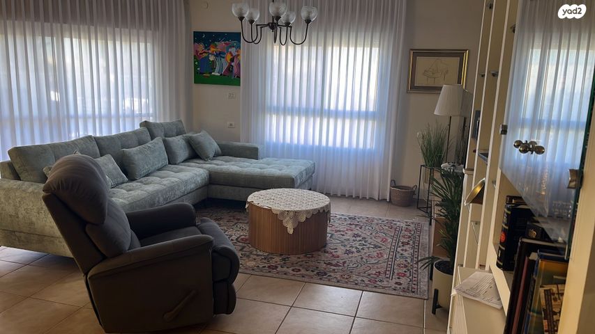 שלומציון המלכה 20