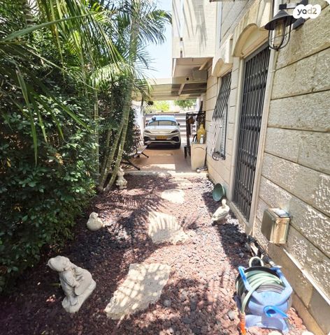 בית פרטי/ קוטג', רבי יהודה 7, גבעת אביב, גדרה