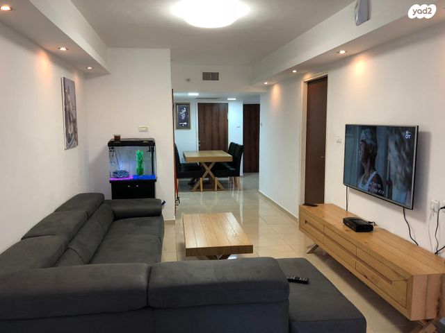 דירה, החשמונאים 24, מוצקין הותיקה, קרית מוצקין