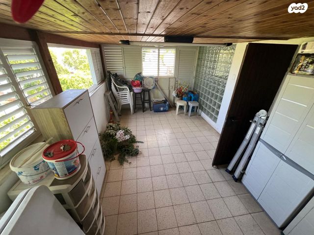 גג/ פנטהאוז, קרן היסוד 104, מרכז העיר, סביניה, הוותיקה, קרית ביאליק