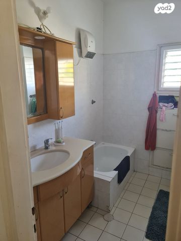 דירה, בר כוכבא 17, שעריים, רחובות