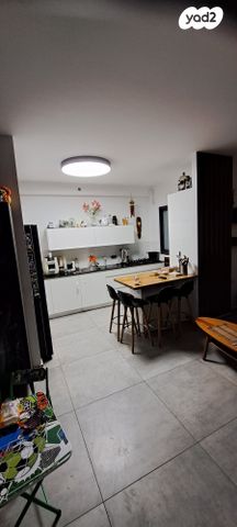 דירה, תרנ"א 20, מרכז העיר, חדרה