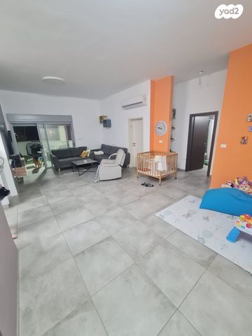 דירת גן, שדרות רובע יזרעאל 10, רובע יזרעאל סביוני העמק, עפולה