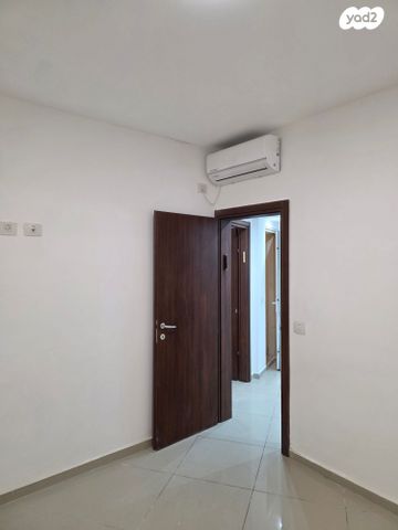 דירה, רמת הגולן 3, רובע ד', אריאל