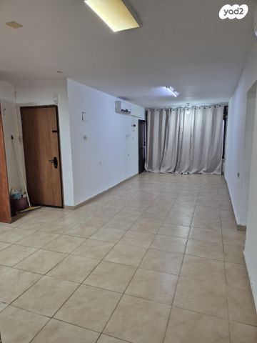 דירה, הנשיא וייצמן 23, שיכון ד, טבריה