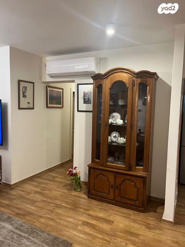 דירה, דרך מנחם בגין 40, הדר גנים, פתח תקווה