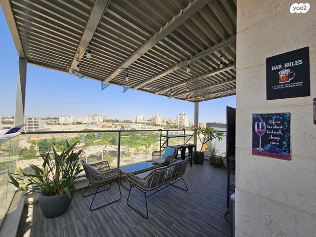 גג/ פנטהאוז, ירושלים 20, יהושפט, ערד