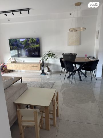 דירה, משה לוי 21, נאות שמיר, רמלה