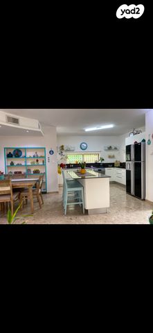 בית פרטי/ קוטג', מרגנית 16, בנה ביתך, קרית ים