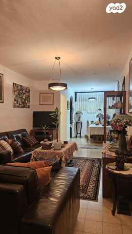 איינשטיין 33