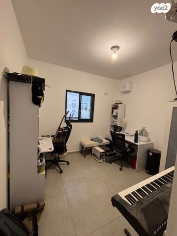 דירה, בזלת 8, שאר העיר, אריאל