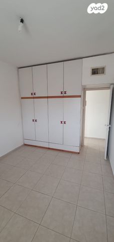 דירה, בוטקובסקי 30, פאר, חדרה