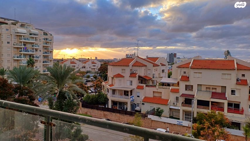 דירה, דקל 3, נווה סביון, אור יהודה