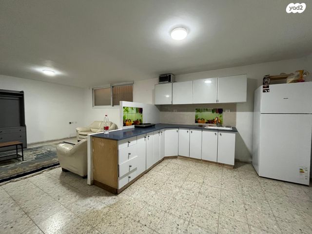 דירת גן, הבריגדה היהודית 30, גלי הים, נתניה