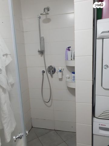 מרתף/ פרטר, משה דוד מייזנר 48, נווה עוז, פתח תקווה