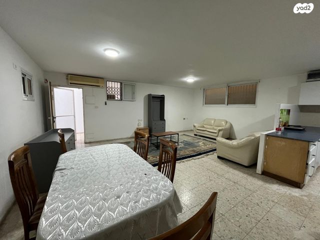 דירת גן, הבריגדה היהודית 30, גלי הים, נתניה